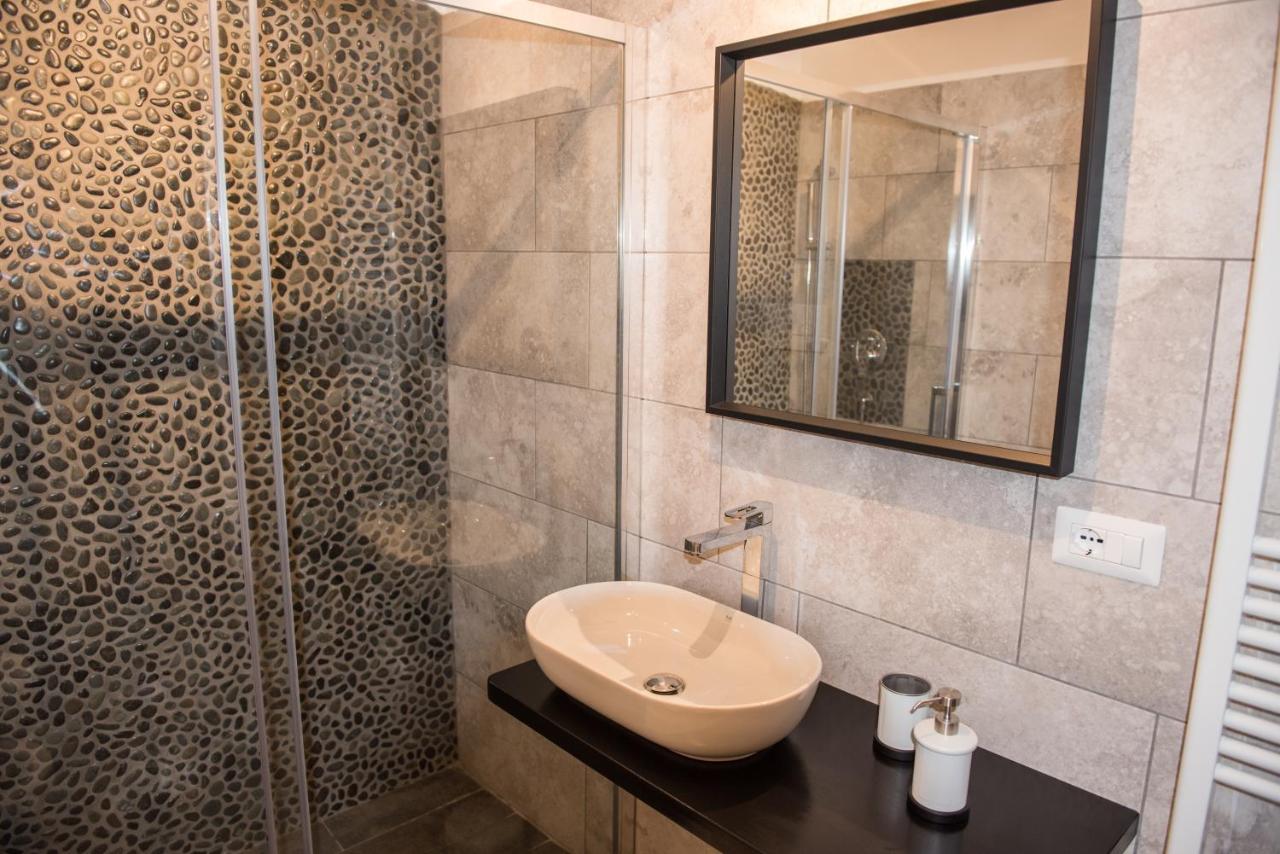 Helvetia Bed & Breakfast Castelmezzano Bagian luar foto